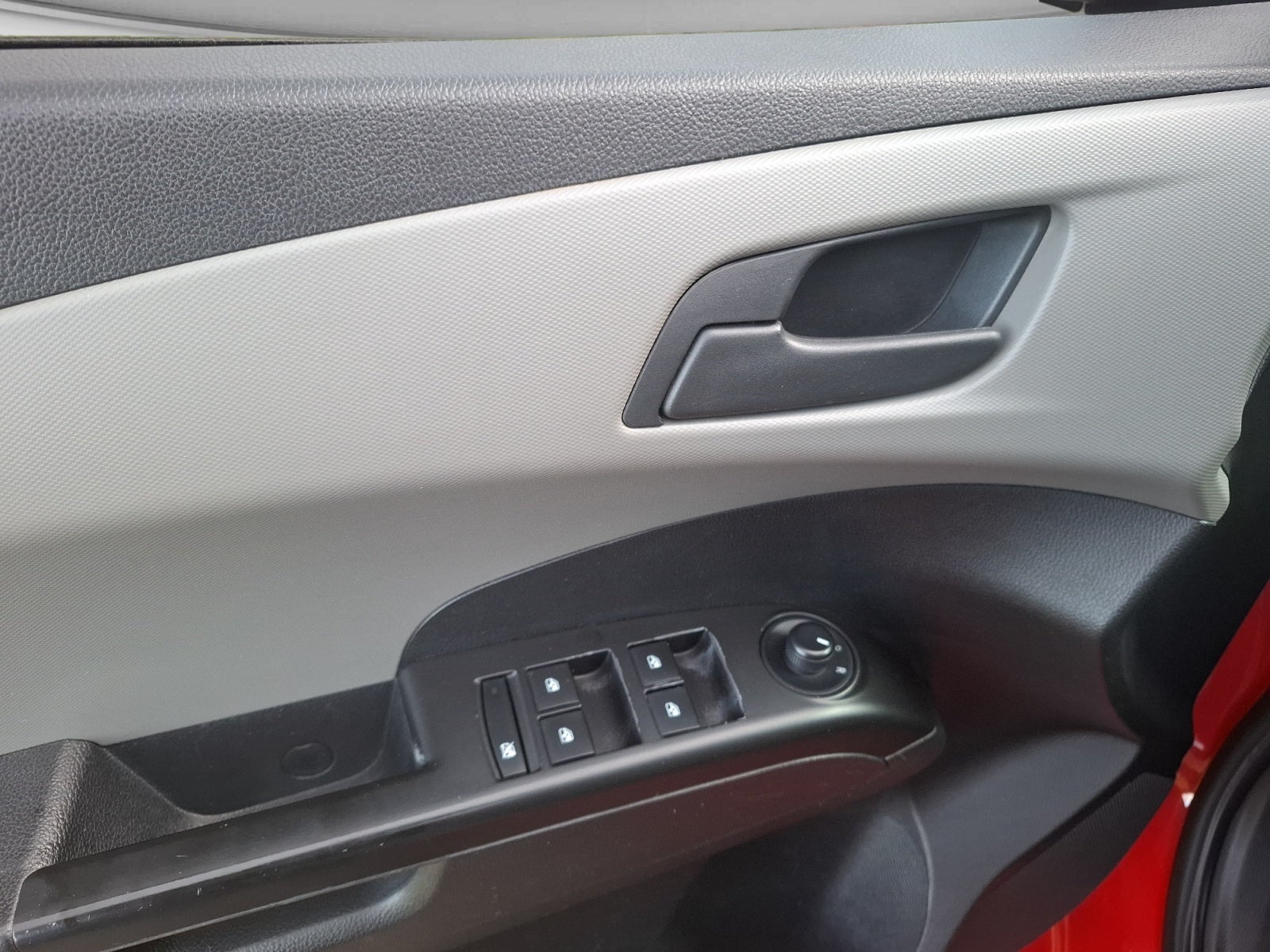2017 Chevrolet SONIC LS A TM