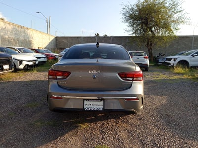 2022 Kia RIO LX TA