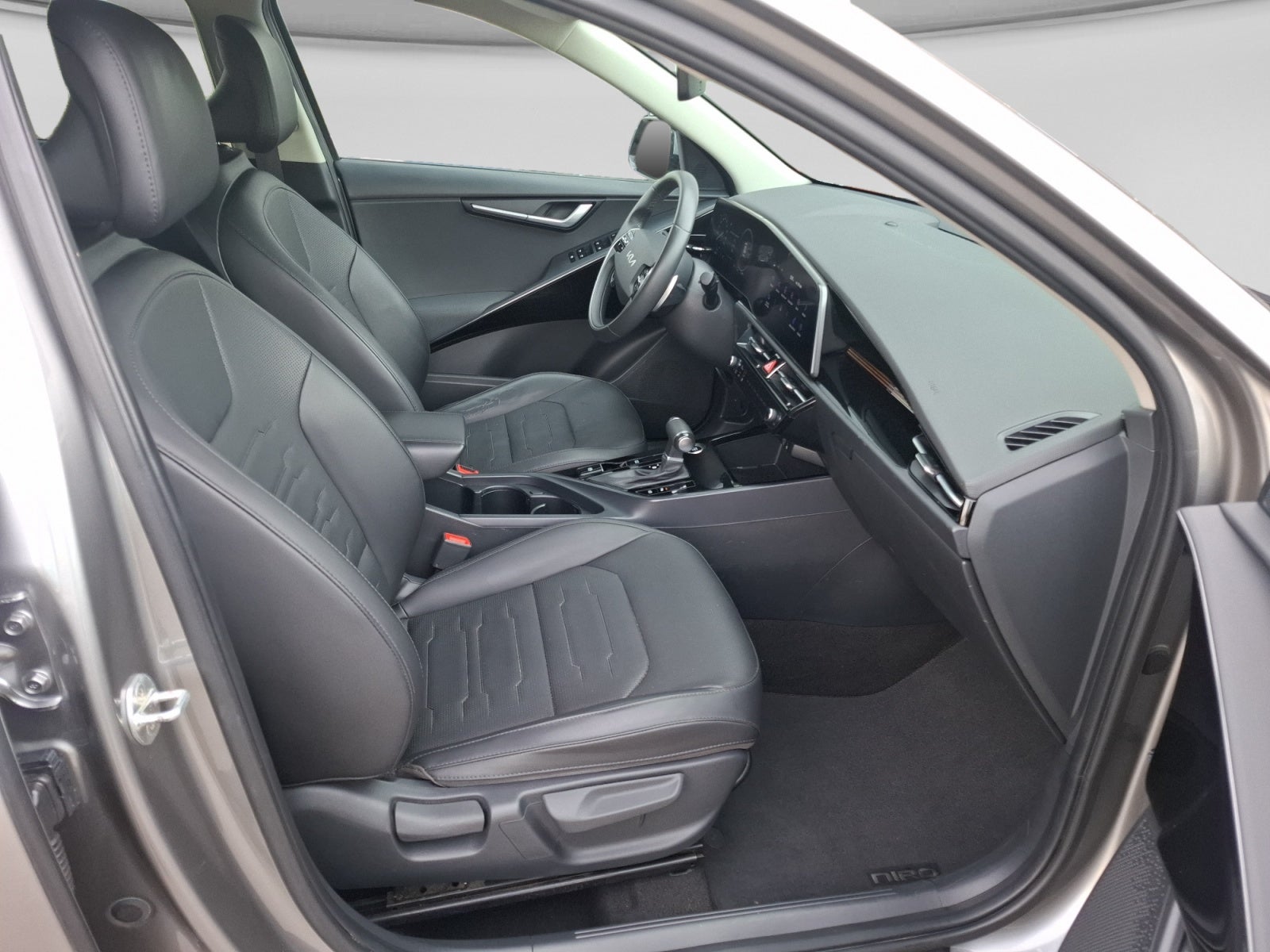 2023 Kia NIRO EX